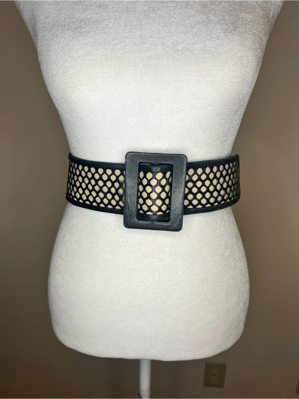 Catherine Malandrino Y2K Black Lattice Cutout Cream Wide Statement Waist Belt